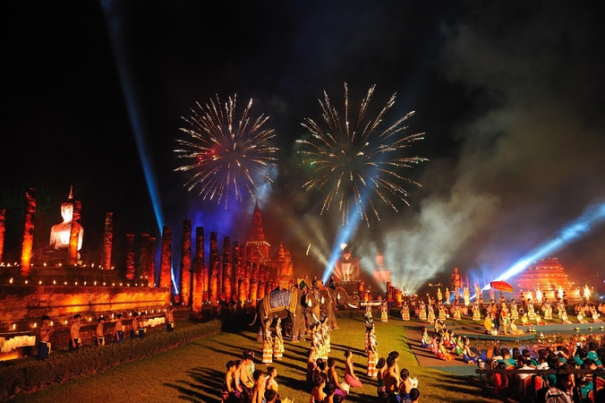 Colourful 10-day festivities to mark Loy Krathong at Sukhothai World Heritage Site Colourful 10-day festivities to mark Loy Krathong at Sukhothai World Heritage Site