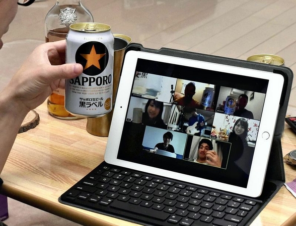 Most people in Japan want return to offline drinking parties Most people in Japan want return to offline drinking parties