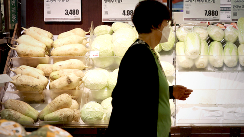 S. Korea to resume discount coupon scheme to boost domestic consumption S. Korea to resume discount coupon scheme to boost domestic consumption