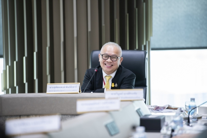 Political processes needed to deal with ongoing protests, DPM says Political processes needed to deal with ongoing protests, DPM says