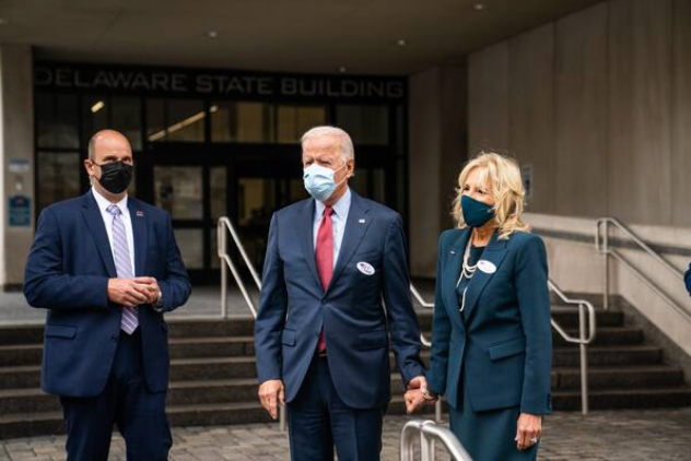 Trump, Biden push opposing strategies in closing days Trump, Biden push opposing strategies in closing days