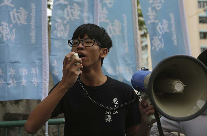 Hong Kong activists turned away in bid for refuge at U.S. Consulate, advocacy group says Hong Kong activists turned away in bid for refuge at U.S. Consulate, advocacy group says