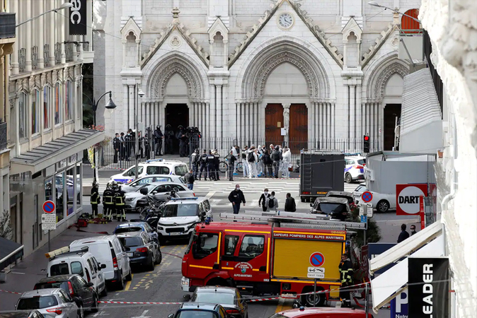 Man shouting 'Allahu akbar' kills three at French church, amid tensions over cartoons of the prophet Muhammad Man shouting 'Allahu akbar' kills three at French church, amid tensions over cartoons of the prophet Muhammad