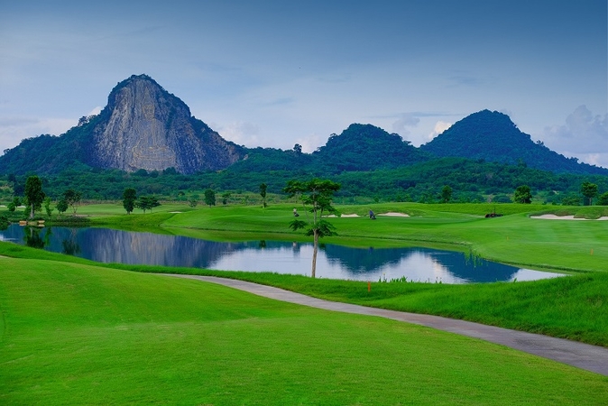 Chee Chan Golf Resort Voted “Thailand’s Best Golf Course 2020” Chee Chan Golf Resort Voted “Thailand’s Best Golf Course 2020”