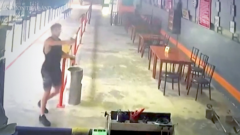 American goes amok with stolen gun in Pattaya, kills self after police showdown American goes amok with stolen gun in Pattaya, kills self after police showdown