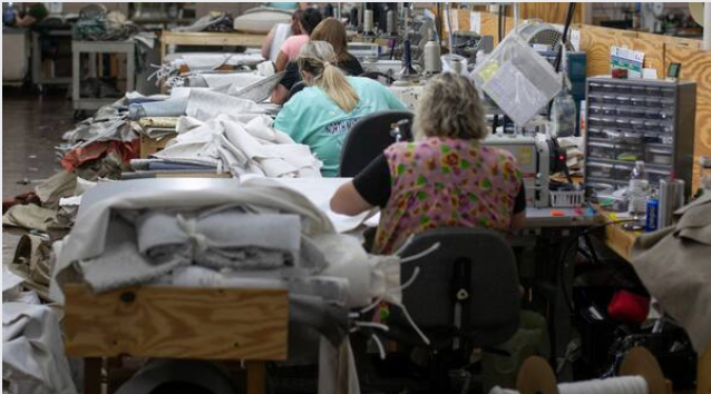 U.S. labor market extends gains, jobless rate declines to 6.9% U.S. labor market extends gains, jobless rate declines to 6.9%