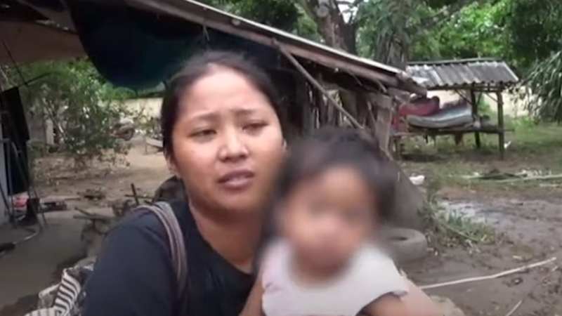 Prachinburi family left penniless by flash floods begs for help Prachinburi family left penniless by flash floods begs for help