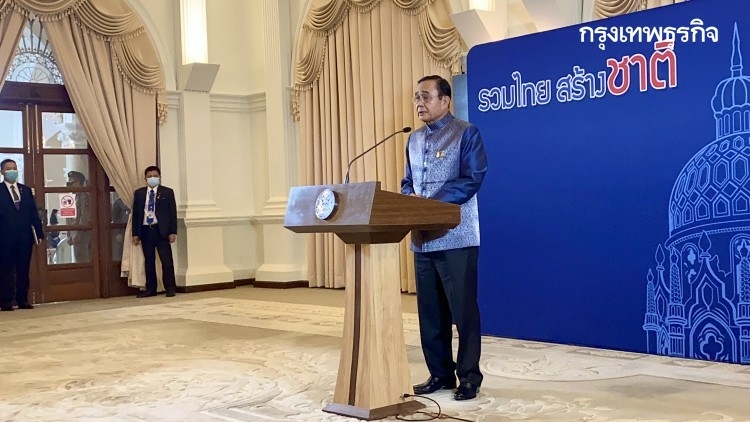 Using golf courses for alternative quarantine will not benefit ministers, says PM Using golf courses for alternative quarantine will not benefit ministers, says PM