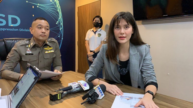 Beauty queen takes legal action over tampered photo Beauty queen takes legal action over tampered photo