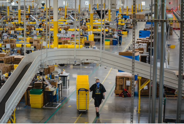 Amazon hit by EU complaint, faces new probe over sales Amazon hit by EU complaint, faces new probe over sales