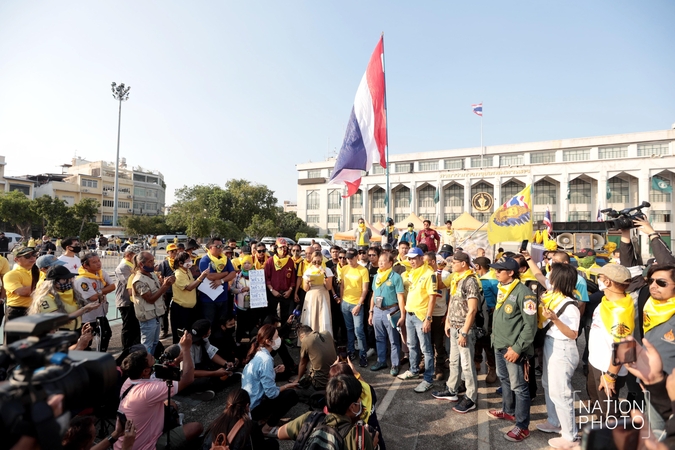 Royalists' offer tepid response to 'Mob Fest', call for end to politics of protests Royalists' offer tepid response to 'Mob Fest', call for end to politics of protests