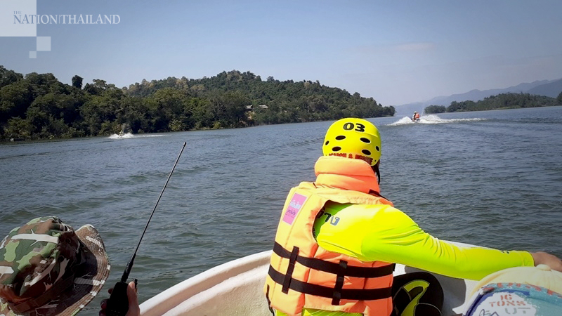 National park official still missing after boat flips in reservoir National park official still missing after boat flips in reservoir