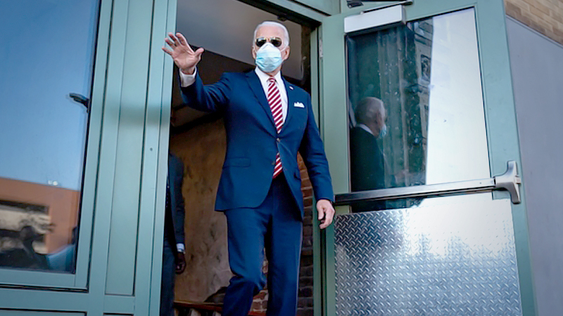 Biden pressures Trump to cooperate, citing risk of additional coronavirus deaths if handoff is delayed Biden pressures Trump to cooperate, citing risk of additional coronavirus deaths if handoff is delayed