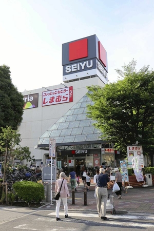 A Seiyu outlet is seen in Koto Ward, Tokyo, in June 2019. (Yomiuri Shimbun file photo)