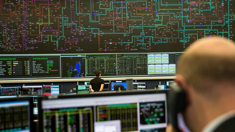 Britain's power grid needs investment to deliver Johnson's Green Plan Britain's power grid needs investment to deliver Johnson's Green Plan