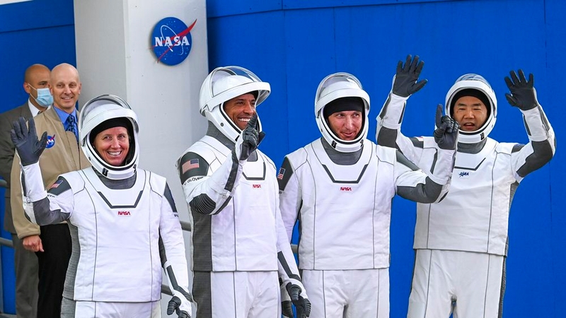 Astronauts on space station discuss SpaceX's rocket, sleeping quarters, Baby Yoda Astronauts on space station discuss SpaceX's rocket, sleeping quarters, Baby Yoda
