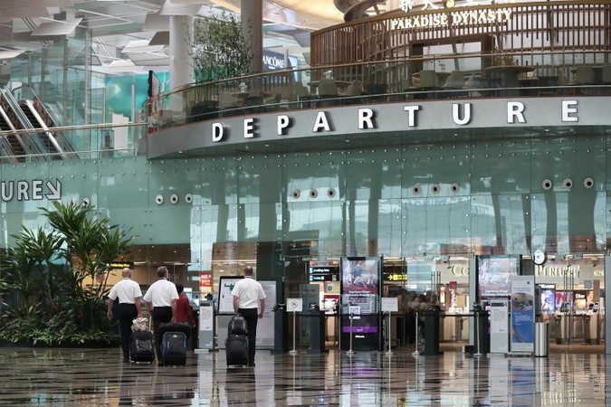 Flights from Singapore to Hong Kong under the Air Travel Bubble had been scheduled to begin on Nov 22, 2020. PHOTO: ST FILE