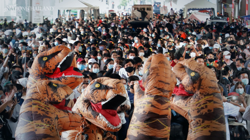 "Bad Students" launch a broadside against 'authoritarian dinosaurs' "Bad Students" launch a broadside against 'authoritarian dinosaurs'