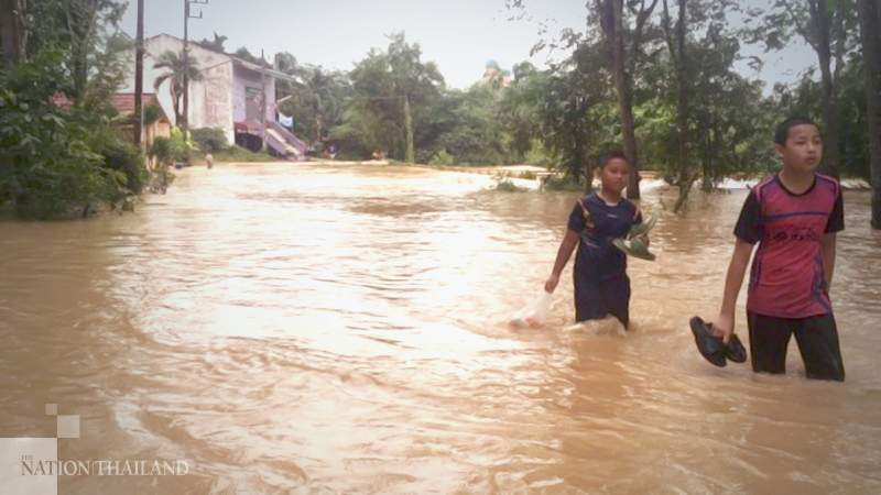 400 households affected as flash flood hits Songkhla district 400 households affected as flash flood hits Songkhla district
