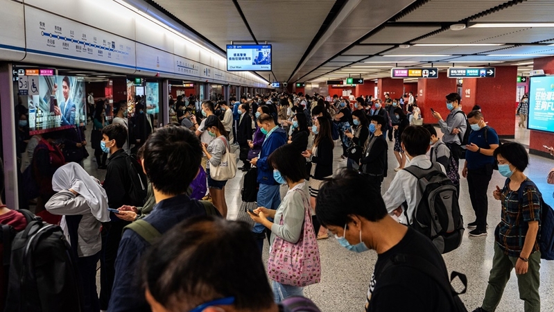 Hong Kong-Singapore bubble delay hits travel rebound hopes Hong Kong-Singapore bubble delay hits travel rebound hopes