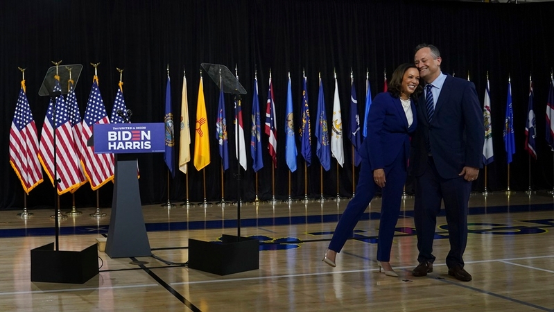 For interracial couples, Kamala Harris and Doug Emhoff are a 'monumental' symbol For interracial couples, Kamala Harris and Doug Emhoff are a 'monumental' symbol