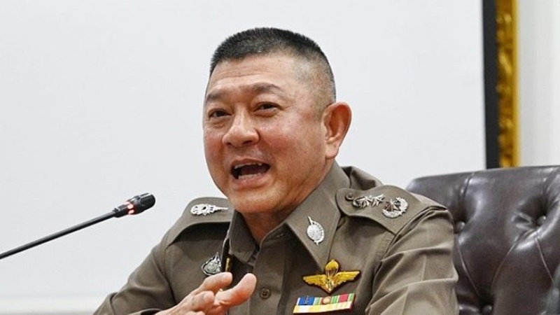 Police eye brutal lese majeste law to deal with protesters Police eye brutal lese majeste law to deal with protesters