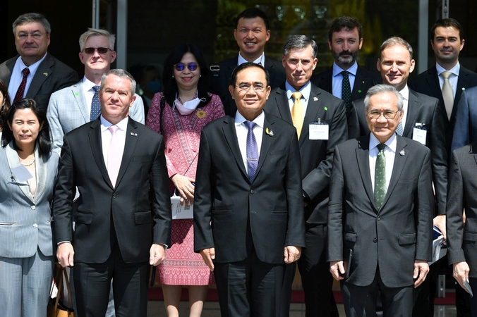 Prayut urges US businesses to boost EEC investment Prayut urges US businesses to boost EEC investment