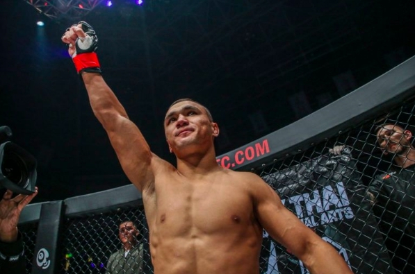 Akhmetov is all praises for Kingad ahead of battle between top flyweights Akhmetov is all praises for Kingad ahead of battle between top flyweights