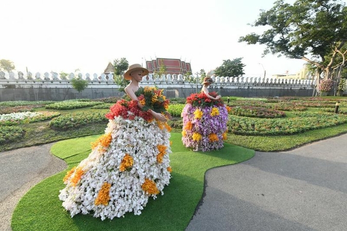 Visual feast of flowers for Bangkokians Visual feast of flowers for Bangkokians