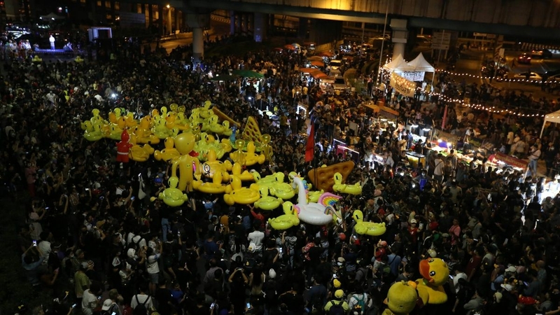 Photo by Tanachai Pramarnpanich