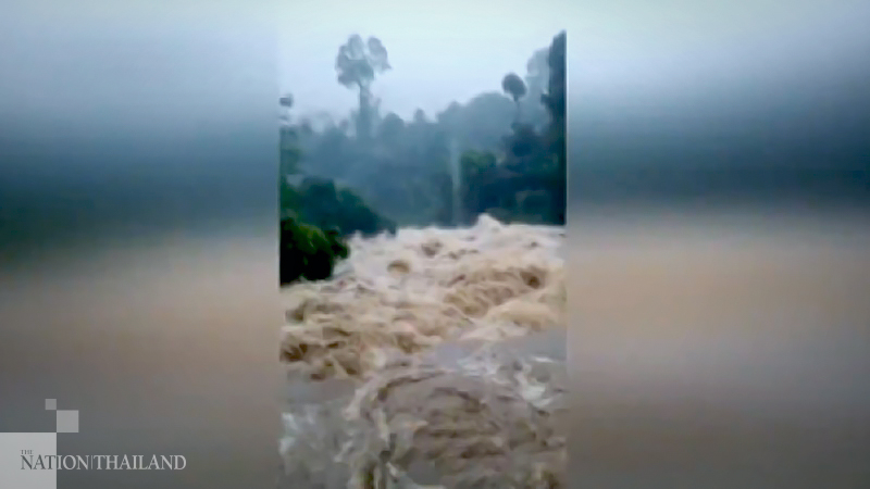 Nakhon Si Thammarat’s Lansaka district hit by flash flood Nakhon Si Thammarat’s Lansaka district hit by flash flood