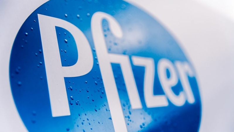 Britain grants Pfizer coronavirus vaccine emergency authorization Britain grants Pfizer coronavirus vaccine emergency authorization