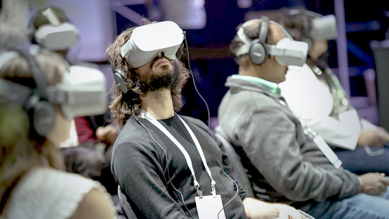 Facebook accused of squeezing rival startups in virtual reality Facebook accused of squeezing rival startups in virtual reality