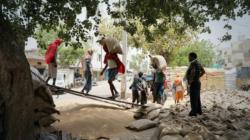 Angry India farmers are 'ready to die' in showdown with Modi Angry India farmers are 'ready to die' in showdown with Modi