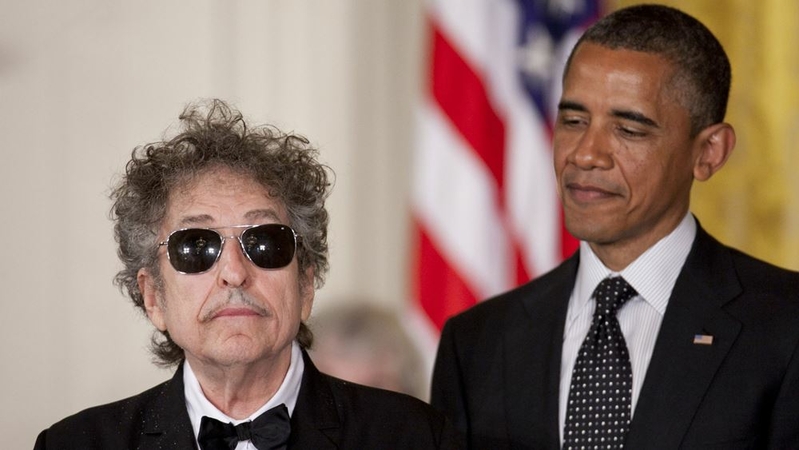 Bob Dylan to sell his entire songwriting catalogue to Universal Bob Dylan to sell his entire songwriting catalogue to Universal