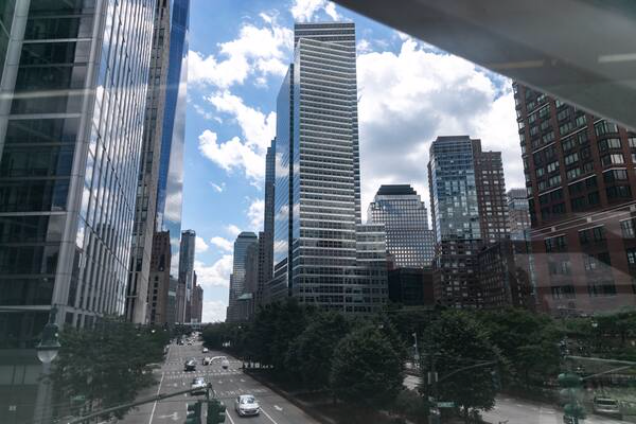 In a blow to New York, Goldman considers basing asset management in Florida In a blow to New York, Goldman considers basing asset management in Florida