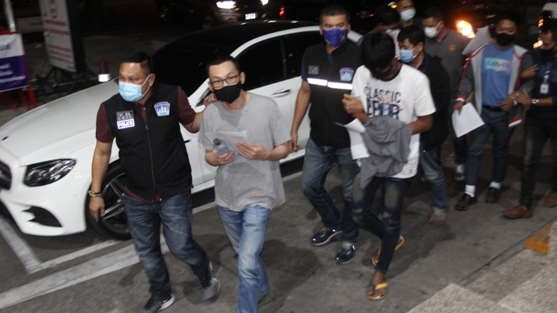 Gang confesses to abducting Chinese man for Bt15-million ransom Gang confesses to abducting Chinese man for Bt15-million ransom