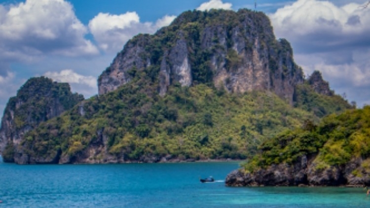 TAT expects local travellers to spend over Bt1.26-bn this long weekend TAT expects local travellers to spend over Bt1.26-bn this long weekend