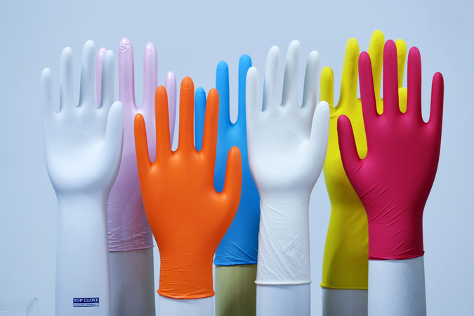World's largest rubber glove maker posts record profit World's largest rubber glove maker posts record profit