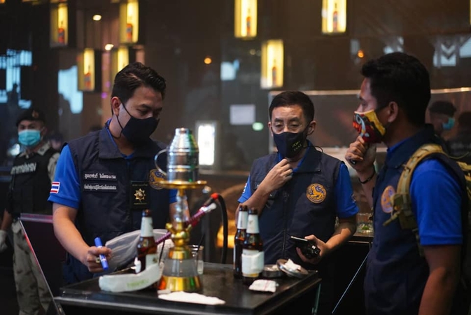 Over 150 detained for drug test in raid on Bangkok nightclub Over 150 detained for drug test in raid on Bangkok nightclub