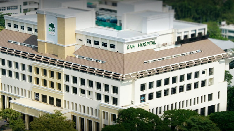 Bangkok's BNH Hospital confirms 4 health staff tested positive for Covid-19 Bangkok's BNH Hospital confirms 4 health staff tested positive for Covid-19