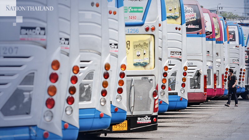 Bus company gets ready for flood of travellers over long weekend Bus company gets ready for flood of travellers over long weekend