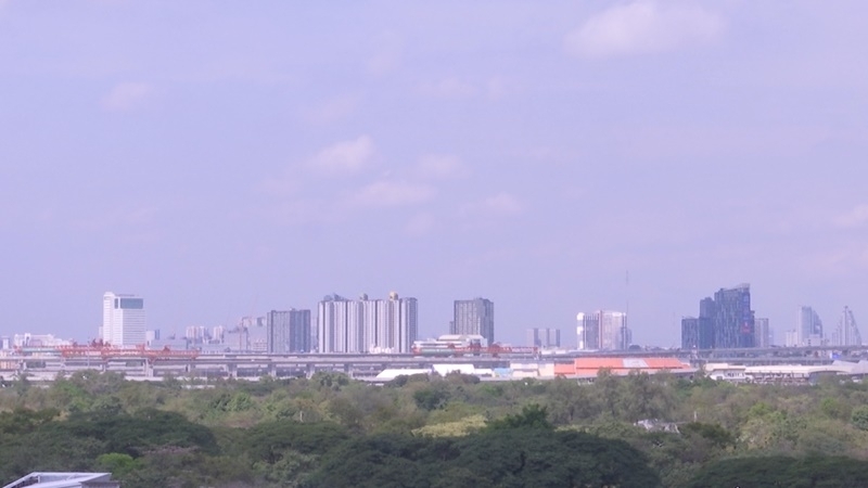 Pollution in Bangkok hits harmful levels on Friday Pollution in Bangkok hits harmful levels on Friday