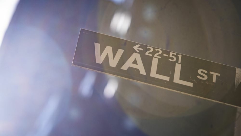 Stocks pare drop on stopgap bill amid aid deadlock Stocks pare drop on stopgap bill amid aid deadlock
