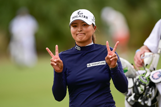 World No 1 on top of the CME Group Tour Championship leaderboard World No 1 on top of the CME Group Tour Championship leaderboard