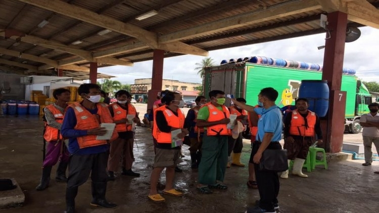 Fish marketing agency tightens virus vigil at piers Fish marketing agency tightens virus vigil at piers