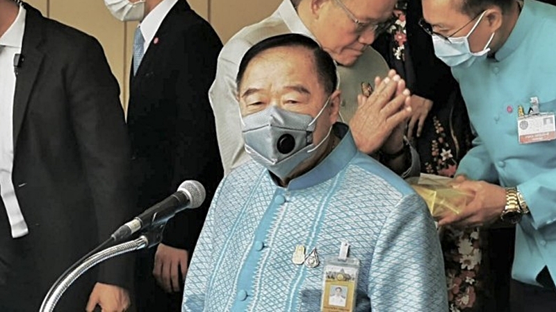 Prawit rejects notion of graft at borders, says nobody to blame for new outbreak Prawit rejects notion of graft at borders, says nobody to blame for new outbreak