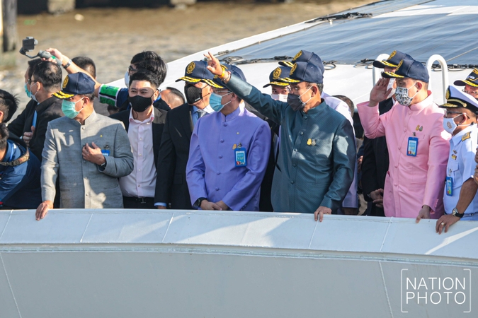 PM opens Chao Phraya electric ferry route PM opens Chao Phraya electric ferry route