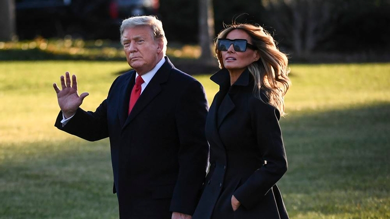 President Trump and first lady Melania Trump depart the White House on Wednesday afternoon, Dec. 23, 2020. MUST CREDIT: Washington Post photo by Toni L. Sandys