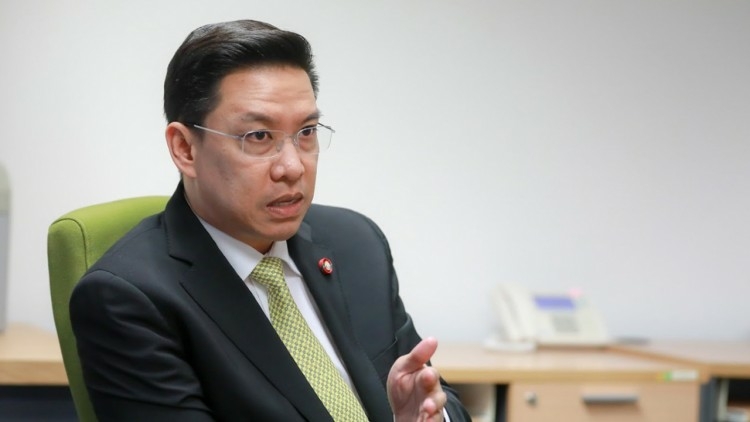 TOT-CAT merger to make new firm '3rd biggest service provider, surpassing Dtac' TOT-CAT merger to make new firm '3rd biggest service provider, surpassing Dtac'
